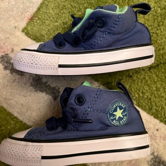 Toddler Converse - Picture 3 of 5
